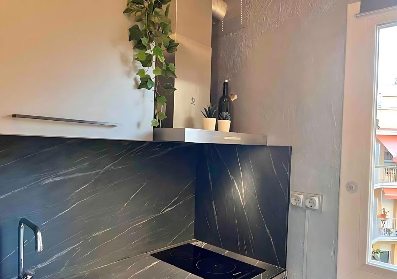Taulat Loft L Poblenou Beach L Self Check In L Terrace Penthouse Barcelona Ngoại thất bức ảnh